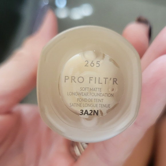Fenty Beauty Pro Filt'r Soft Mattr Foundation - Picture 5 of 5